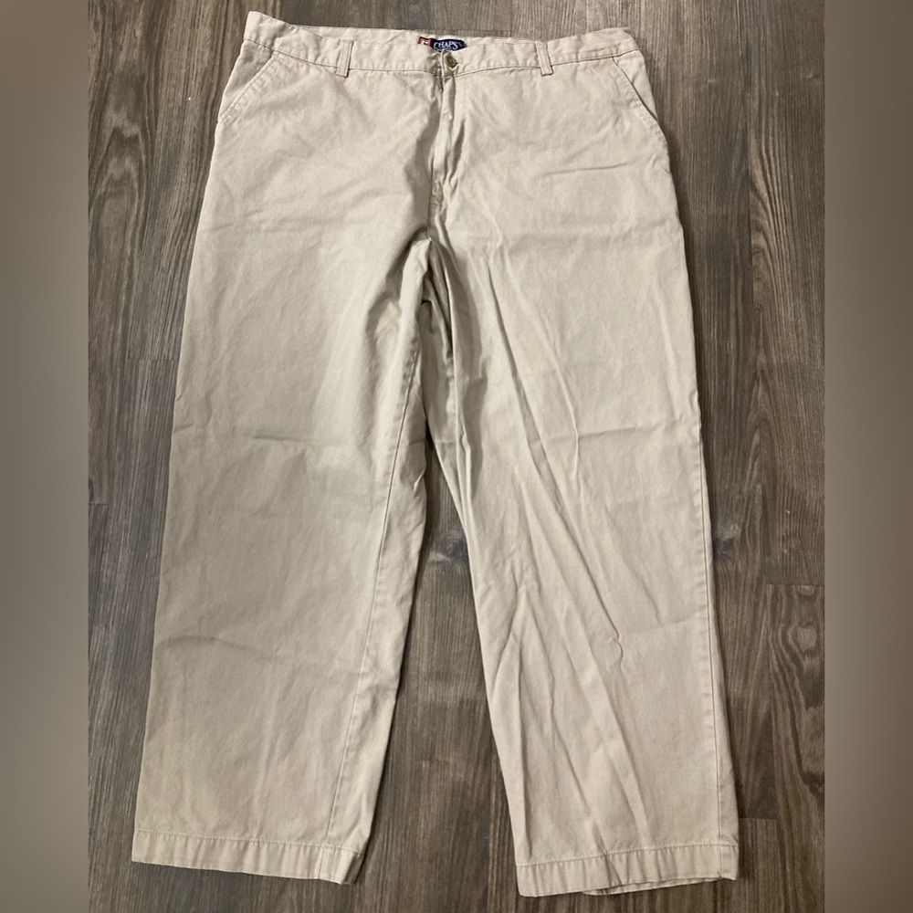 Chaps Men’s Size 42/30 Tan Khaki Pants